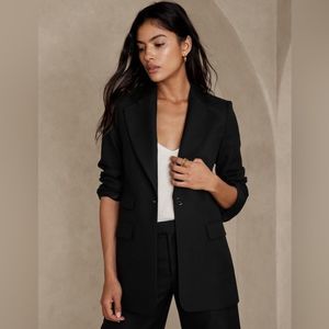 NWT Banana Lido Sculpted Italian Wool Blazer Size 12.